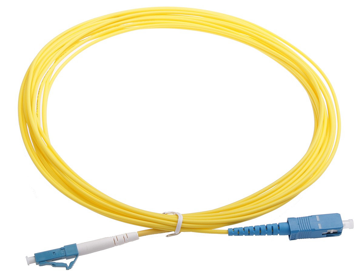 Masterlan fiber optic patch cord, LCupc-SCupc, Singlemode 9/125, simplex, 5m