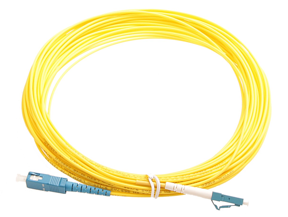 Masterlan fiber optic patch cord, LCupc-SCupc, Singlemode 9/125, simplex, 15m